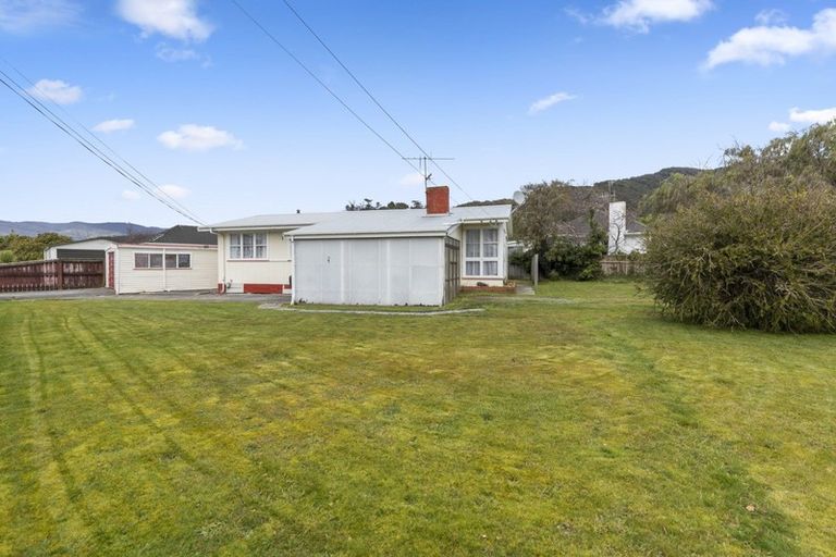 Photo of property in 8 Rimu Street, Wainuiomata, Lower Hutt, 5014