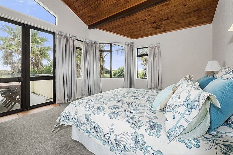 Photo of property in 368 Papamoa Beach Road, Papamoa Beach, Papamoa, 3118