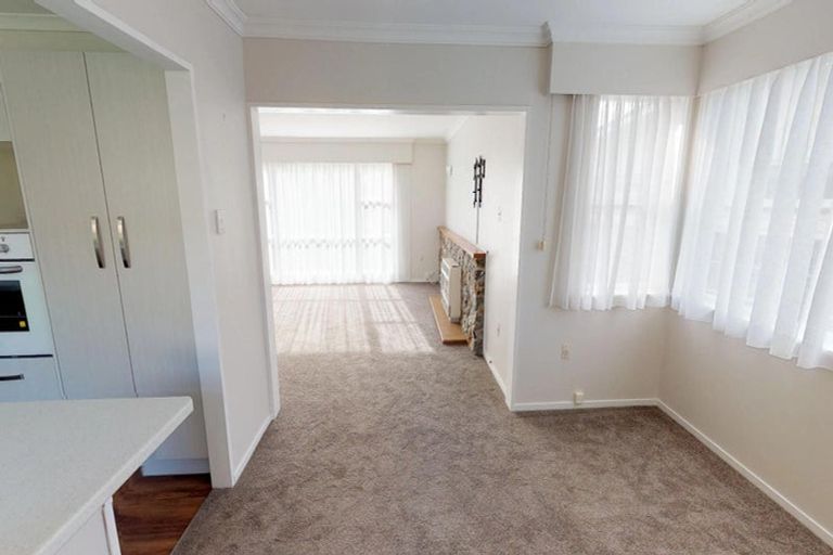 Photo of property in 7 Chilton Grove, Hokowhitu, Palmerston North, 4410