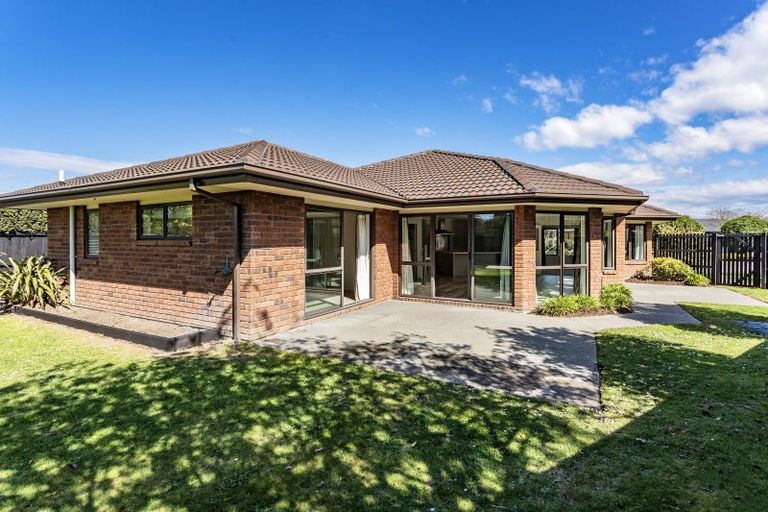 Photo of property in 12 Riverview Road, Rangiora, 7400