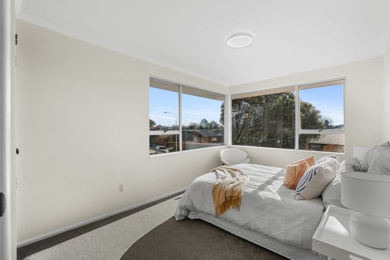Photo of property in 52 Gladson Avenue, Sockburn, Christchurch, 8042