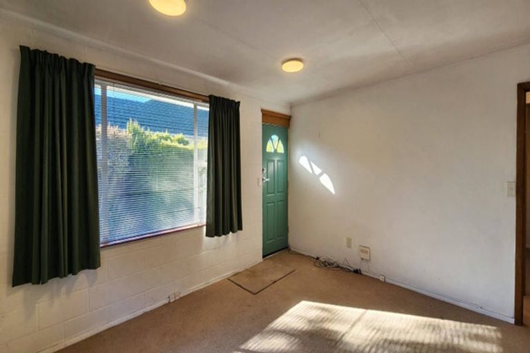 Photo of property in 58 Russley Road, Russley, Christchurch, 8042