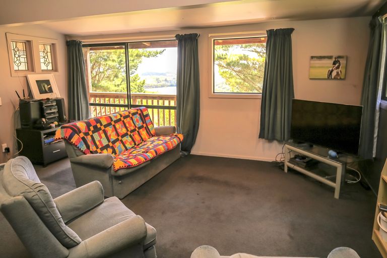 Photo of property in 72 Maungatawhiri Road, Raglan, 3295