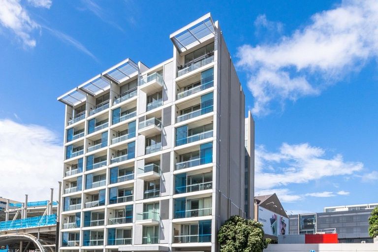 Photo of property in Portal Apartments, 3d/42 Cable Street, Te Aro, Wellington, 6011