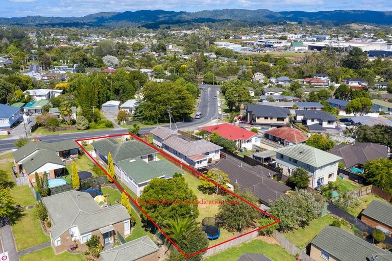 Photo of property in 22 Awaroa Road, Sunnyvale, Auckland, 0612