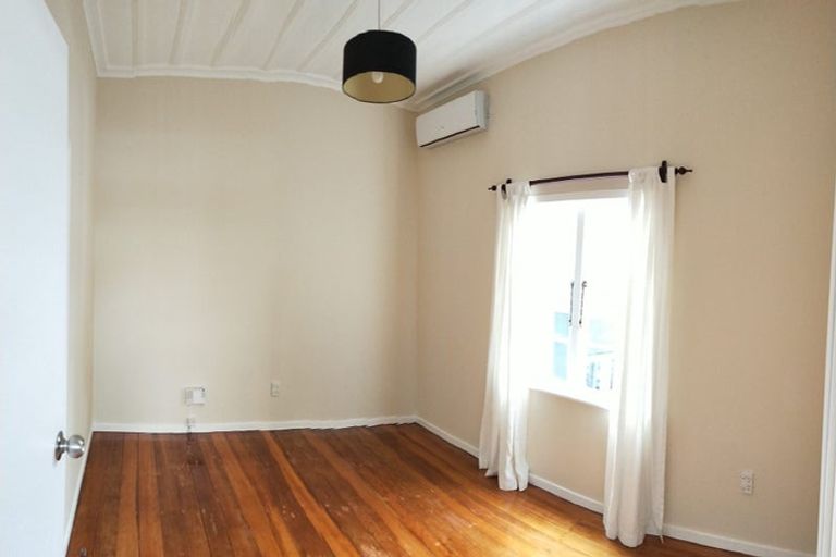 Photo of property in 8 Evelyn Street, Eden Terrace, Auckland, 1021