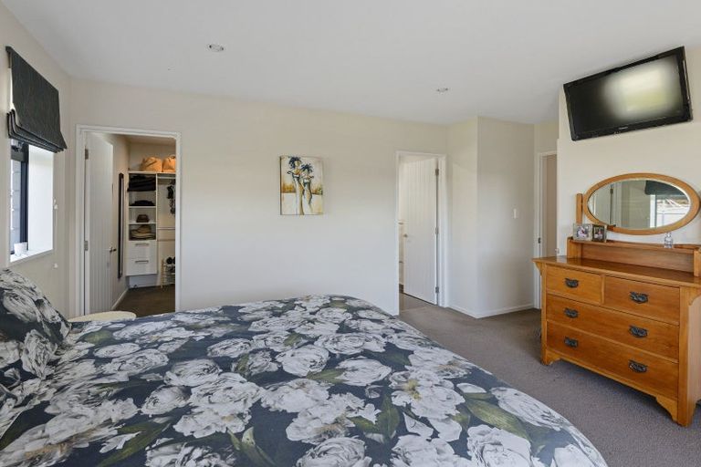 Photo of property in 14 Huntingdon Drive, Rangiora, 7400