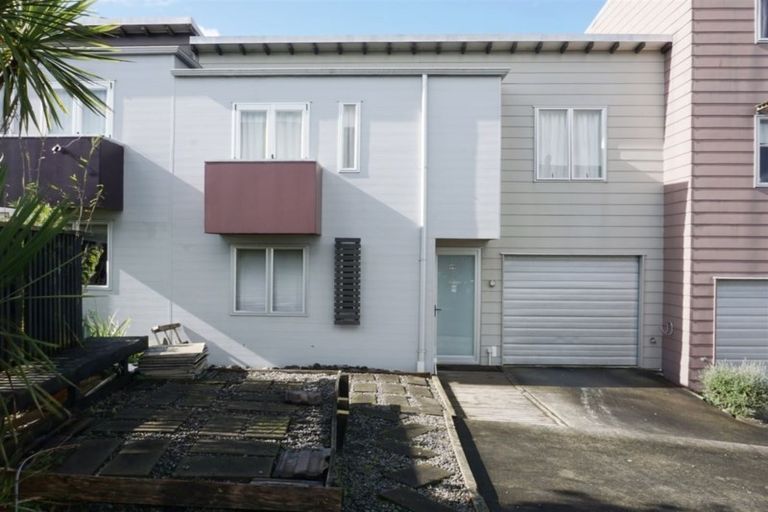 Photo of property in 99 Albionvale Road, Glen Eden, Auckland, 0602