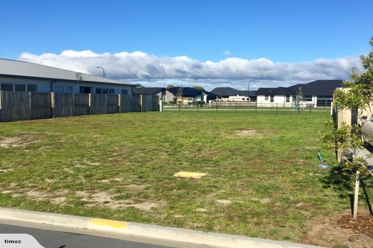 Photo of property in 46 Te Kio Crescent, Papamoa Beach, Papamoa, 3118