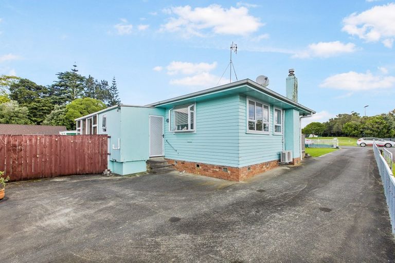 Photo of property in 16 Boundary Road, Clover Park, Auckland, 2019