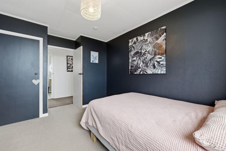 Photo of property in 8 Ellersley Street, Halfway Bush, Dunedin, 9010