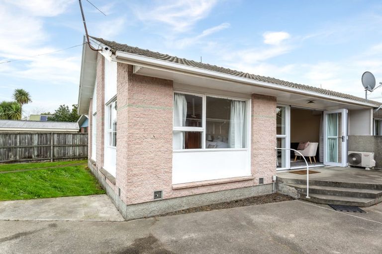 Photo of property in 2/470 Greers Road, Bishopdale, Christchurch, 8053