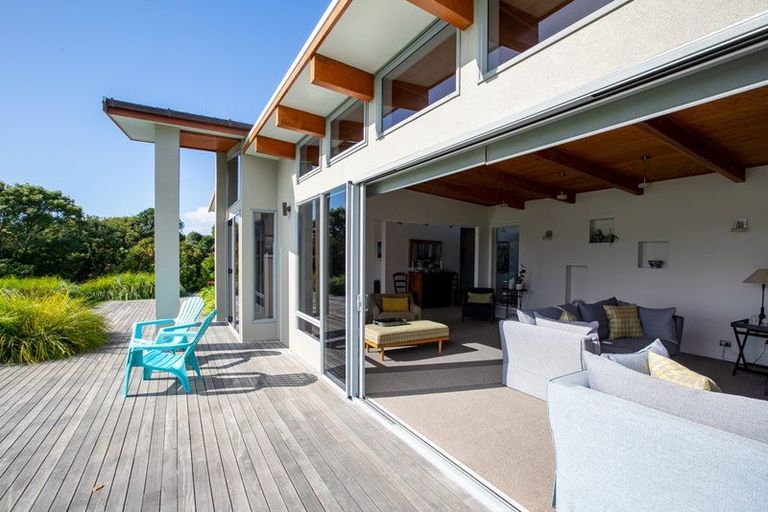 Photo of property in 296 Plymouth Road, Koru, New Plymouth, 4374