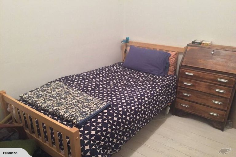 Photo of property in 6 Barton Terrace, Thorndon, Wellington, 6011