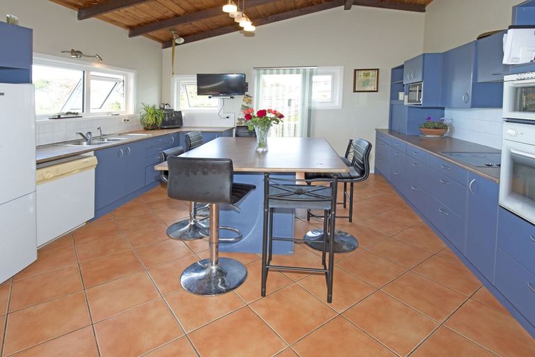 Photo of property in 13 Layton Road, Manly, Whangaparaoa, 0930