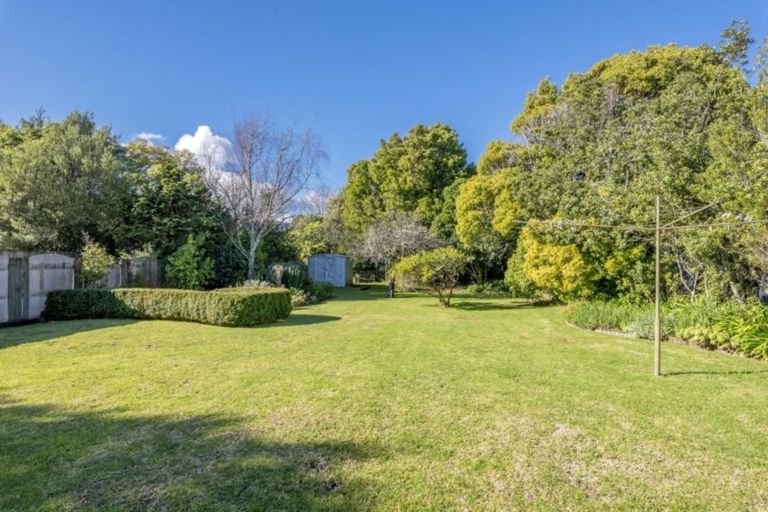 Photo of property in 181 Te Moana Road, Waikanae, 5036