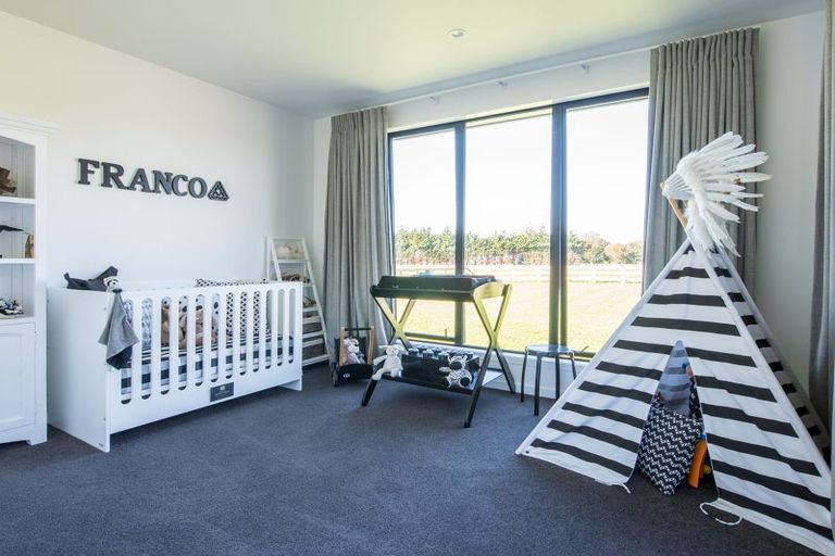 Photo of property in 72 Morgan Rise, Kaukapakapa, 0873