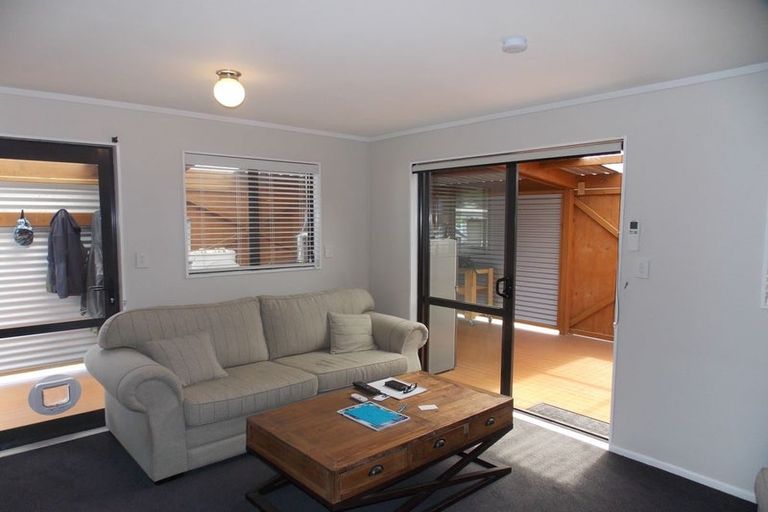Photo of property in 2077 Tangimoana Road, Tangimoana, Palmerston North, 4473