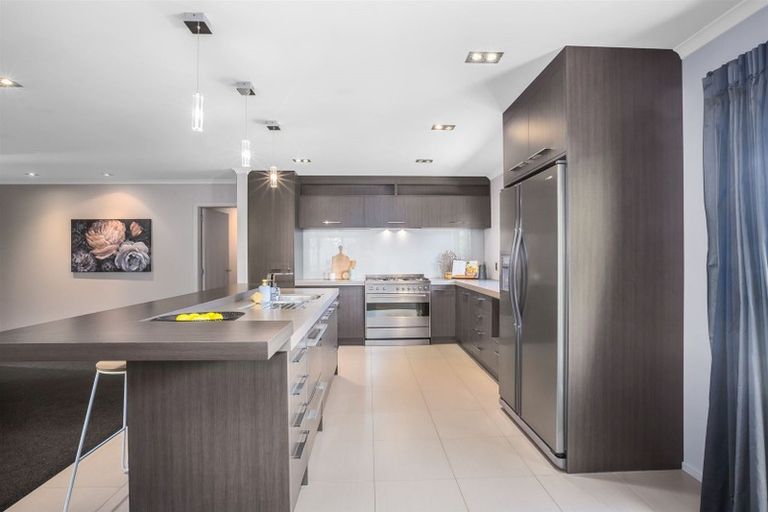 Photo of property in 16 Nelson Avenue, Aotea, Porirua, 5024