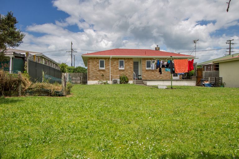 Photo of property in 240 Saint Marys Avenue, Te Awamutu, 3800