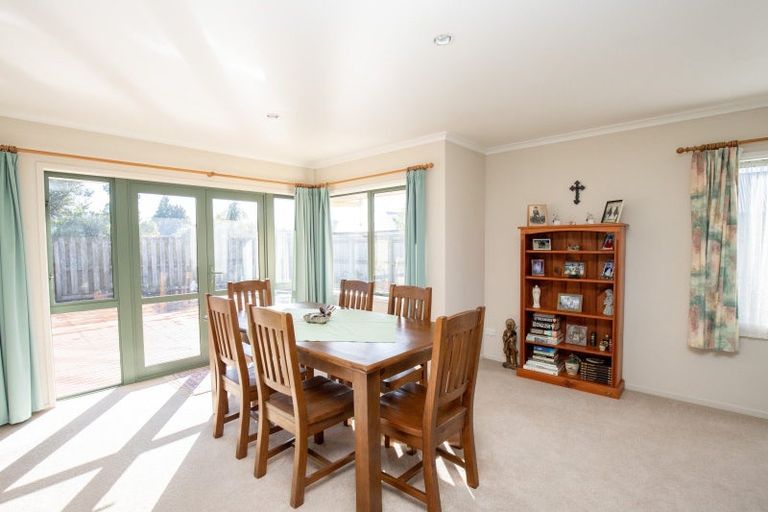 Photo of property in 55 Darlington Street, Ngatea, 3503