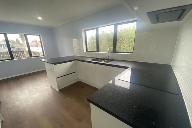 Photo of property in 1/35 Rollerson Street, Papakura, 2110