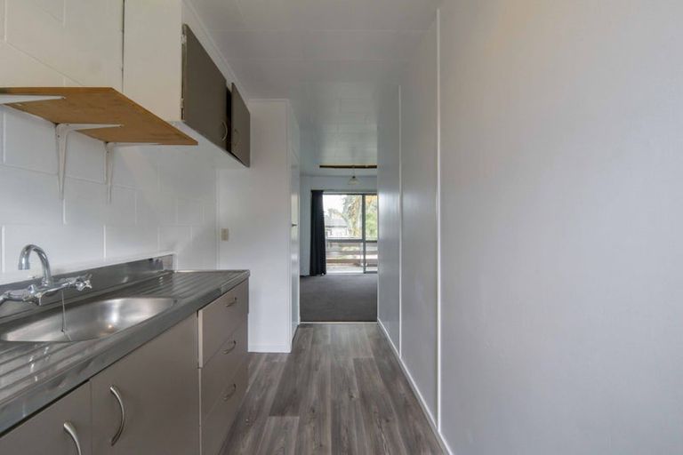 Photo of property in 2/16 Thames Street, Claudelands, Hamilton, 3214