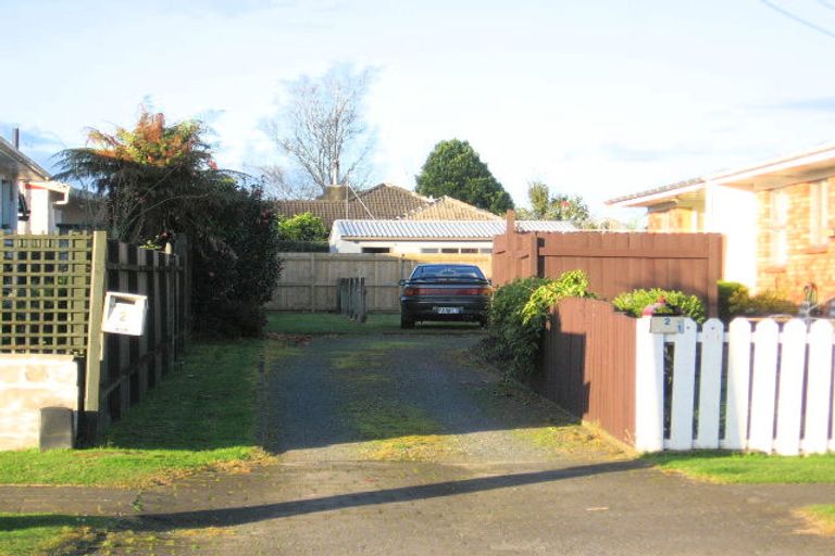 Photo of property in 1/2 Herbert Road, Queenwood, Hamilton, 3210