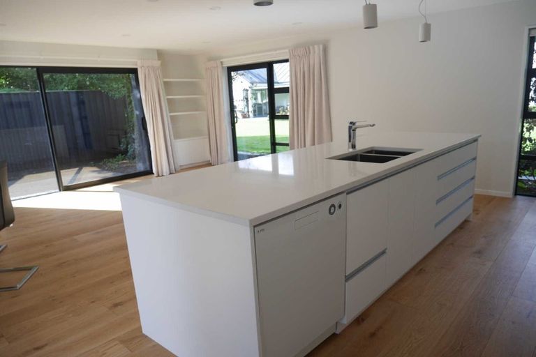 Photo of property in 26 Garden Road, Merivale, Christchurch, 8014