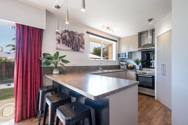 Photo of property in 12 Hollis Place, Brightwater, 7022