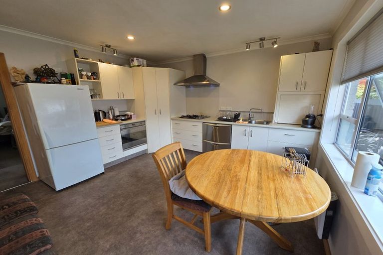 Photo of property in 88 Nortons Road, Avonhead, Christchurch, 8042