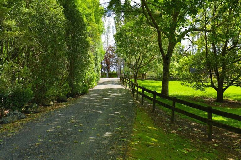 Photo of property in 66 Postman Road, Dairy Flat, Albany, 0794