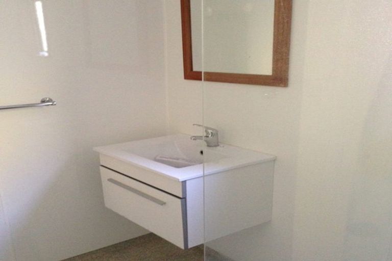 Photo of property in 7 Tensing Place, Sockburn, Christchurch, 8042