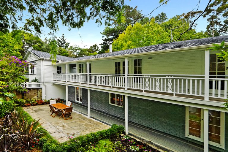 Photo of property in 1a Cochran Road, Oratia, Auckland, 0604