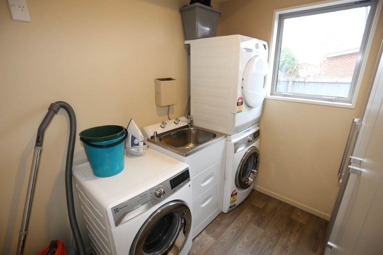 Photo of property in 3/24a Bowen Street, Upper Riccarton, Christchurch, 8041