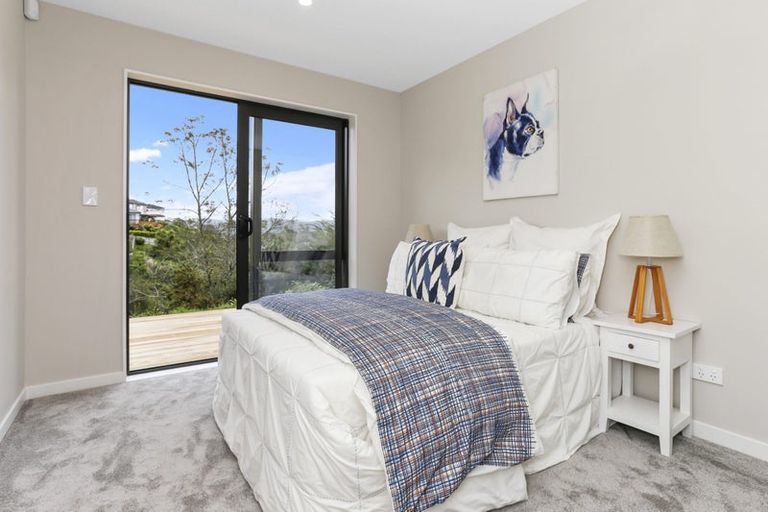 Photo of property in 5 Springhill Lane, Sunnyvale, Auckland, 0612