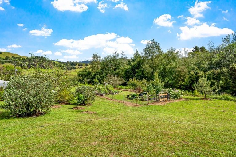 Photo of property in 1425 Whangaripo Valley Road, Whangaripo, Wellsford, 0972