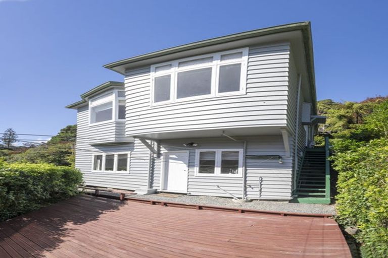 Photo of property in 34 Moana Road, Kelburn, Wellington, 6012