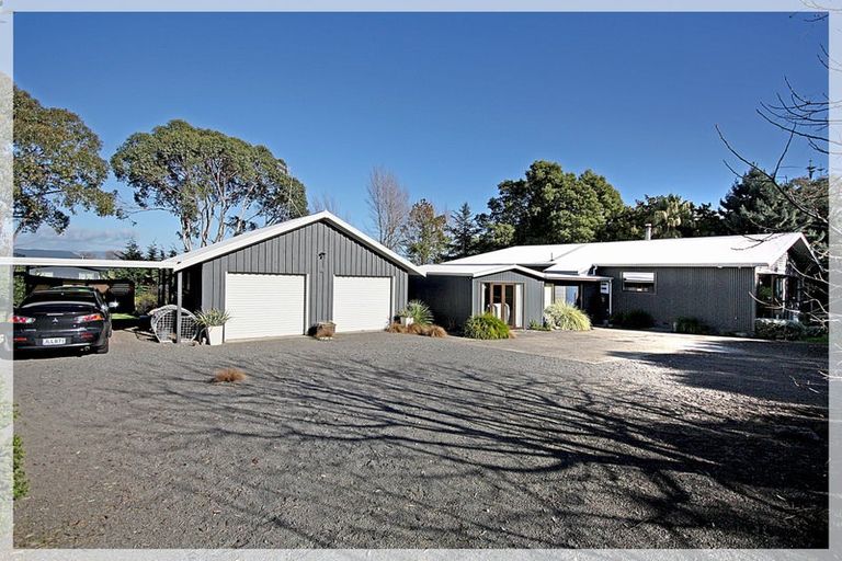 Photo of property in 115 Muhunoa West Road, Ohau, Levin, 5570