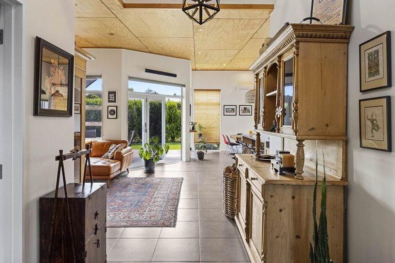 Photo of property in 10 Arthur Street, Hawera, 4674