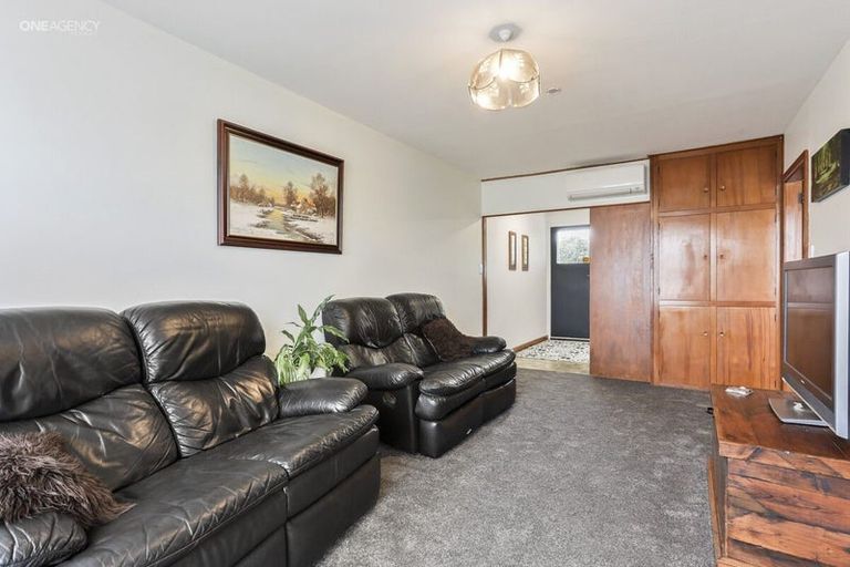 Photo of property in 4a Weston Place, Rangiora, 7400