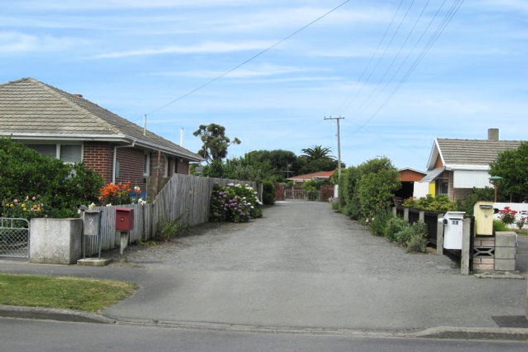 Photo of property in 11 Cromer Place, New Brighton, Christchurch, 8062