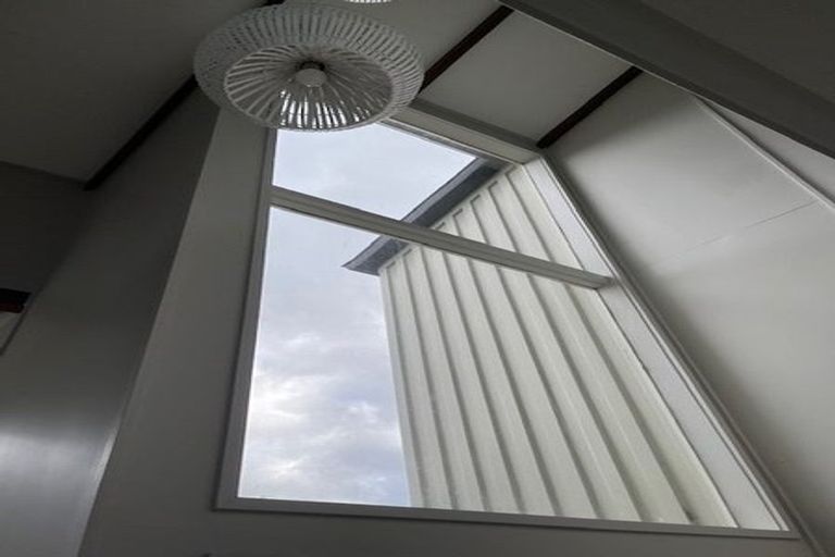 Photo of property in 107 Totara Road, Miramar, Wellington, 6022