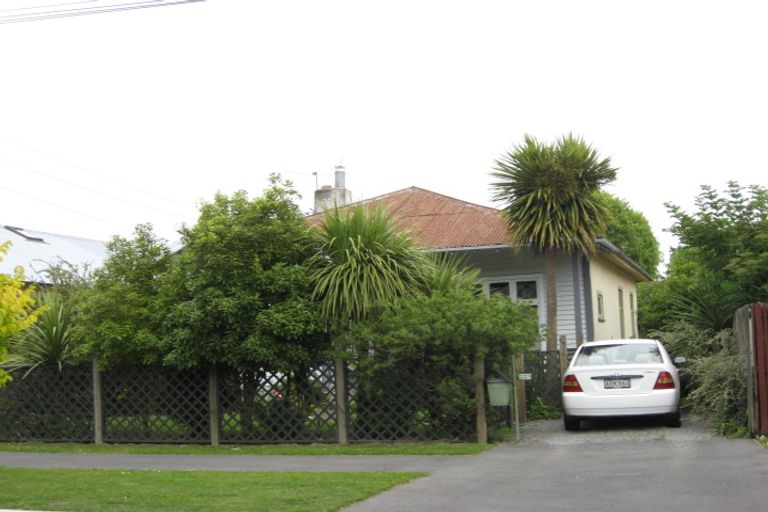 Photo of property in 223 Geraldine Street, Edgeware, Christchurch, 8013