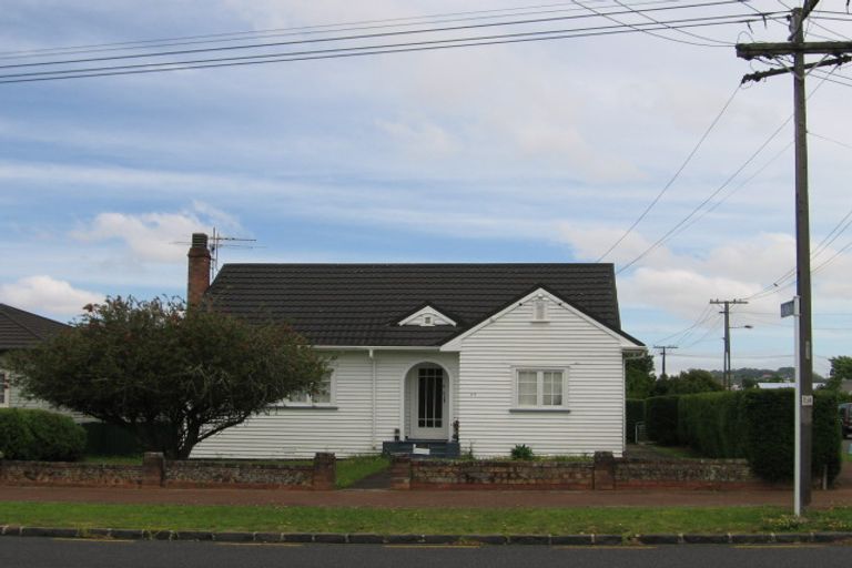 Photo of property in 272 Meola Road, Point Chevalier, Auckland, 1022