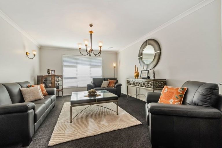 Photo of property in 5 Bernora Crescent, Bombay, 2675