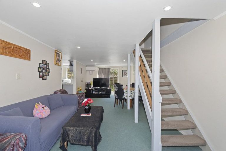Photo of property in 3/9 Miro Street, New Lynn, Auckland, 0600