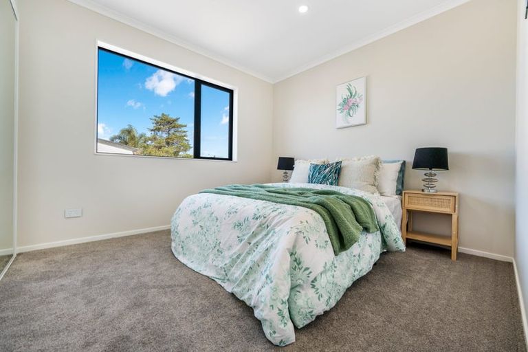 Photo of property in 8/5 Preston Avenue, Henderson, Auckland, 0610