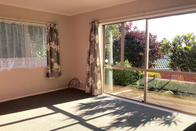 Photo of property in 12 Homestead Place, Welcome Bay, Tauranga, 3112