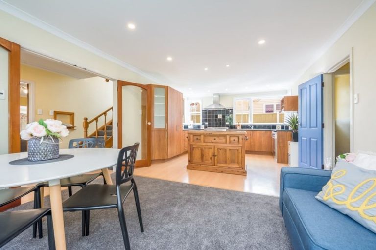 Photo of property in 82 Oxford Terrace, Epuni, Lower Hutt, 5011